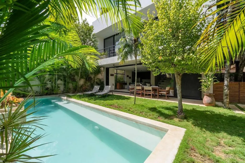 Casa Iguana Jungle Paradise Villa 툴룸 펜션